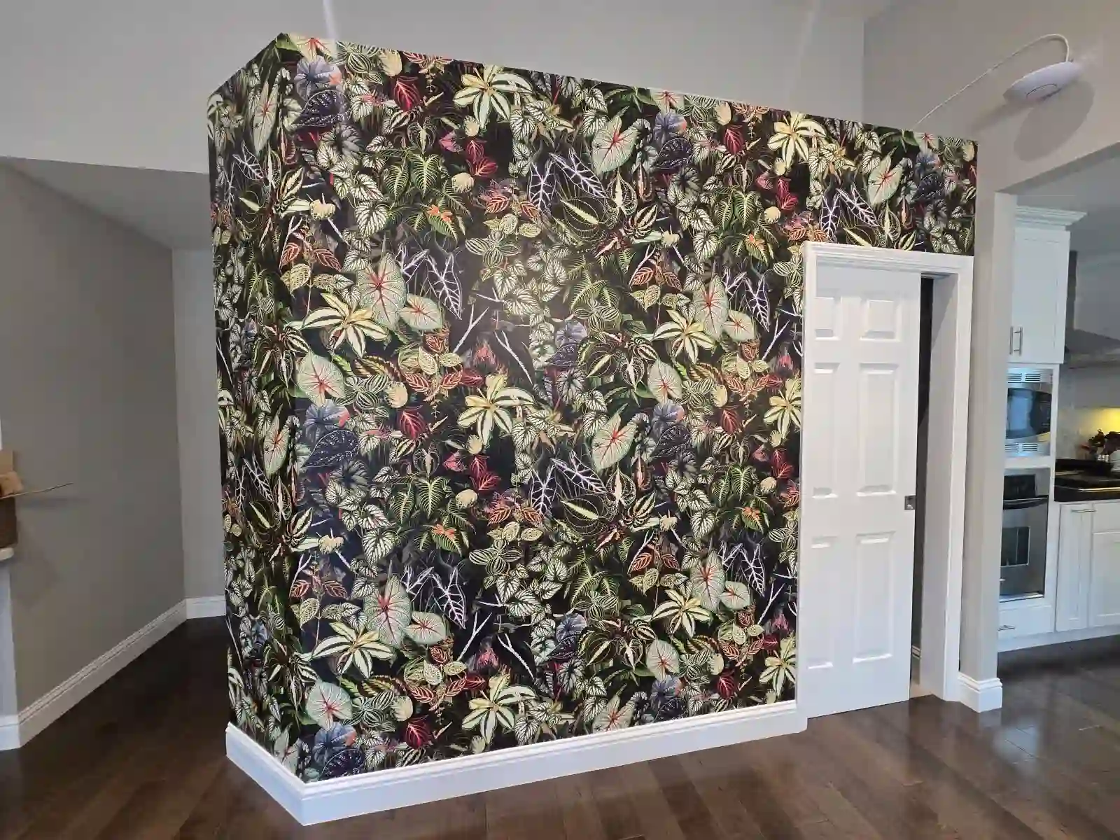 Residential wallpaper installation service