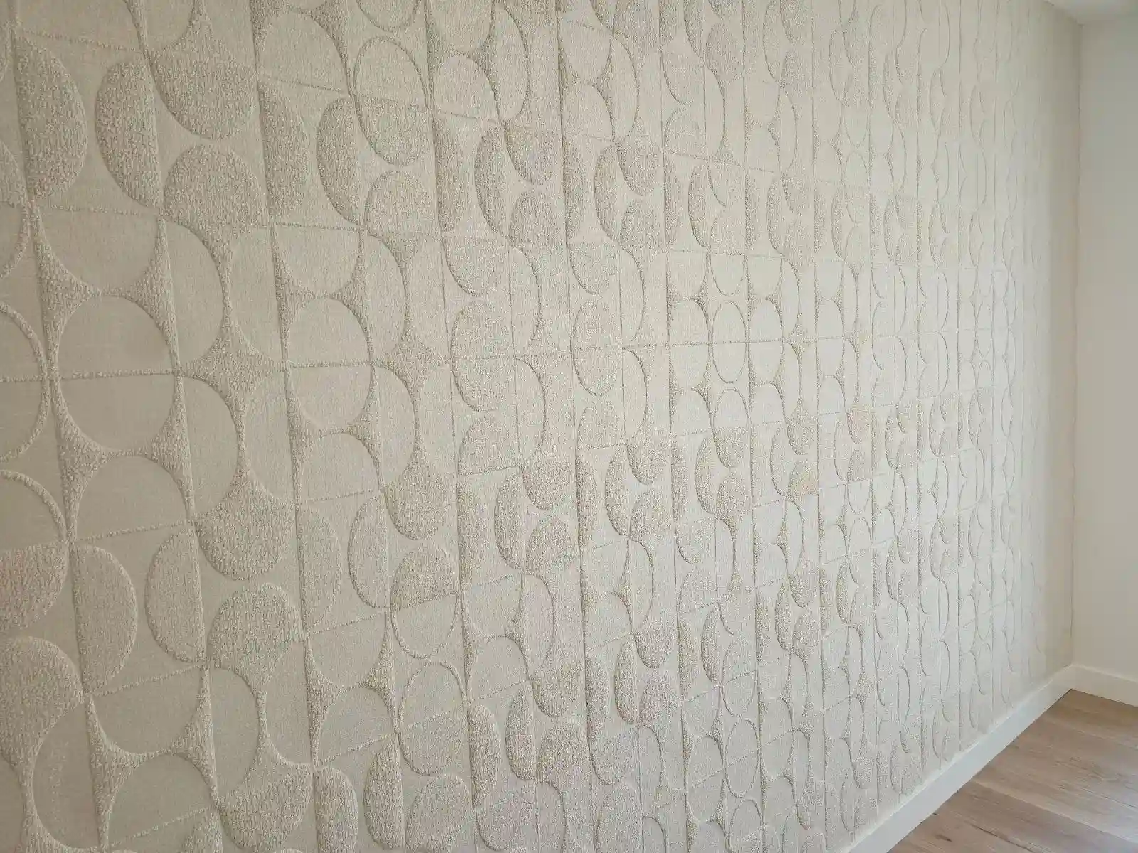 Professional wallpaper removal service